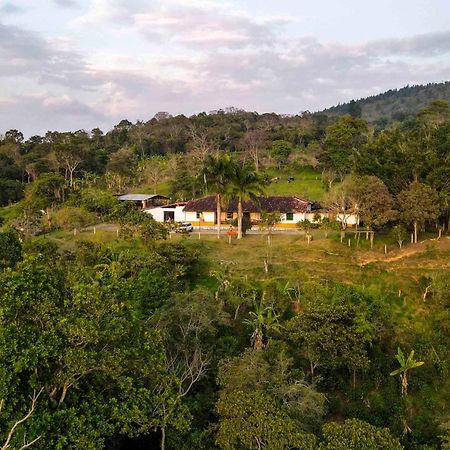 サン・ヒル La Haciendaホステル エクステリア 写真