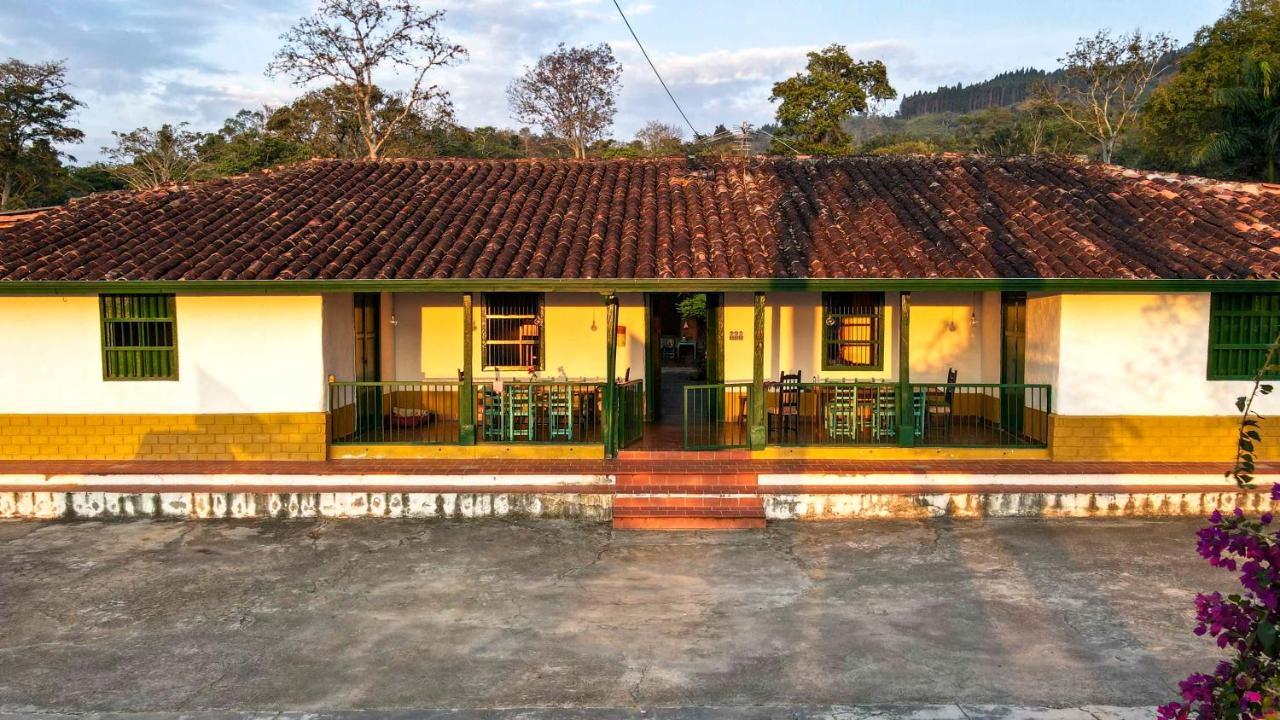 サン・ヒル La Haciendaホステル エクステリア 写真